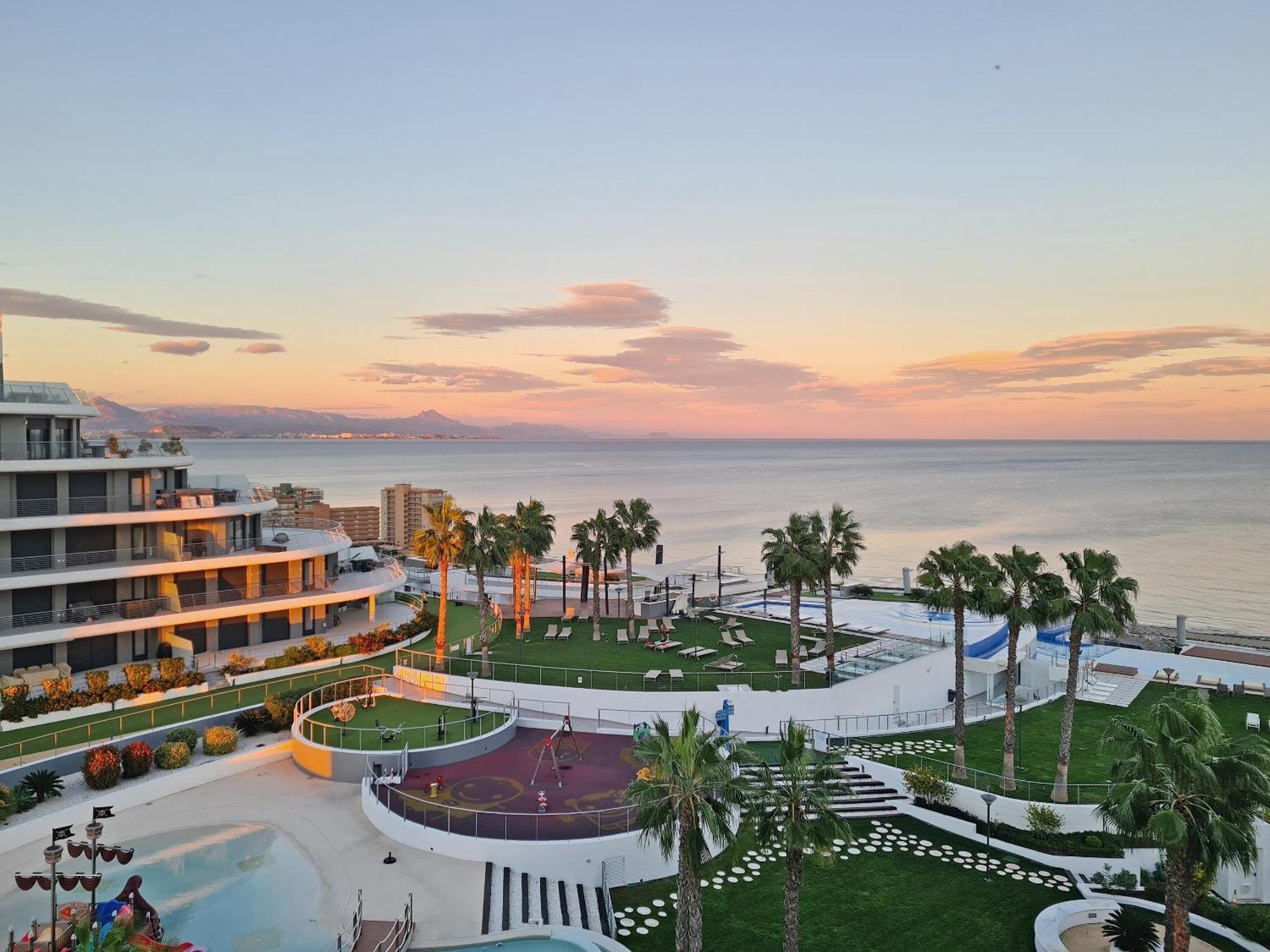 Infinity View Penthouses By Nras Arenales del Sol Room photo